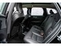 Volvo XC60 2.0 T6 Plug-in hybrid AWD Plus Dark | Adaptieve cruise control | Trekhaak | Stoel- en stuurverwarming | BLIS | Panorama dak |Schuif/kanteldak | Elektrisch verstelbare voorstoelen met geheugen |