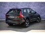 Volvo XC60 2.0 T6 Plug-in hybrid AWD Plus Dark | Adaptieve cruise control | Trekhaak | Stoel- en stuurverwarming | BLIS | Panorama dak |Schuif/kanteldak | Elektrisch verstelbare voorstoelen met geheugen |