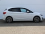 BMW 2-Serie Active Tourer 220i High Executive Edition AUTOMAAT / Trek gw 1500 / Lederen Bekleding / Navigatie / Elektrisch Schuif-/Kanteldak / Elektrisch Bedienbare Achterklep / Head-Up Display /