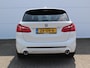 BMW 2-Serie Active Tourer 220i High Executive Edition AUTOMAAT / Trek gw 1500 / Lederen Bekleding / Navigatie / Elektrisch Schuif-/Kanteldak / Elektrisch Bedienbare Achterklep / Head-Up Display /