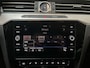 Volkswagen Passat Variant 1.4 TSI Highline Business R Virtual Cockpit Navigatie Parkeersensoren Stoelverwarming