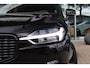 Volvo XC60 B4 R-Design 197pk Geartronic | Memory | ACC | Climate | Keyless | Camera | Stoelverwarming | Dodehoek | Carplay