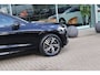 Volvo XC60 B4 R-Design 197pk Geartronic | Memory | ACC | Climate | Keyless | Camera | Stoelverwarming | Dodehoek | Carplay