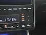 Hyundai Tucson 1.6 T-GDI PHEV Premium 4WD AUTOMAAT /Trekhaak / 1ste Eigenaar / NL auto / Dealer onderhouden / Navigatie / Lederen bekleding / Stoelverwarming Voor & Achter / Adaptieve Cruise Control /