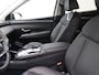 Hyundai Tucson 1.6 T-GDI PHEV Premium 4WD AUTOMAAT /Trekhaak / 1ste Eigenaar / NL auto / Dealer onderhouden / Navigatie / Lederen bekleding / Stoelverwarming Voor & Achter / Adaptieve Cruise Control /