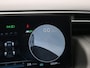 Hyundai Tucson 1.6 T-GDI PHEV Premium 4WD AUTOMAAT /Trekhaak / 1ste Eigenaar / NL auto / Dealer onderhouden / Navigatie / Lederen bekleding / Stoelverwarming Voor & Achter / Adaptieve Cruise Control /