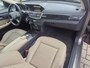 Mercedes-Benz E-klasse 300 CDI Avantgarde NETTE FRISSE AUTO ! MET NIEUWE APK !