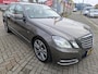 Mercedes-Benz E-klasse 300 CDI Avantgarde NETTE FRISSE AUTO ! MET NIEUWE APK !