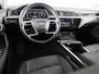 Audi E-tron e-tron 50 quattro Launch edition plus 71 kWh 313pk | SoH 90% | Panoramadak | Lederen bekleding | Adaptieve cruise controle | Elektrisch verstelbare voorstoelen | Memory