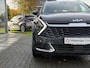 Kia Sportage 1.6 T-GDi HEV DynamicLine | Stoel + Stuurverwarming, Groot scherm, CarPlay, Keyless, 18inch, Parkeersensoren, December 2023
