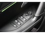 Peugeot e-2008 EV GT 50 kWh - Stoelverwarming - Camera - Pano - Navi - Adaptive Cruise - Blind Spot - Rijklaar