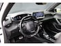 Peugeot e-2008 EV GT 50 kWh - Stoelverwarming - Camera - Pano - Navi - Adaptive Cruise - Blind Spot - Rijklaar