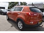 Kia Sportage 2.0 X-ecutive Plus Pack , TREKHAAK , CLIMATR , CR CONTR , PDC A , LMV17 , BL TOOTH ,