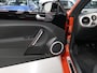 Volkswagen Beetle Cabriolet 1.2 TSI Club Xenon Fender Airco-ecc Navigatie App Connect Stoelverwarming PDC Boekjes Lage km.stand 18 inch Twister velgen Habanero Oranje metallic Zeer nette staat