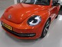 Volkswagen Beetle Cabriolet 1.2 TSI Club Xenon Fender Airco-ecc Navigatie App Connect Stoelverwarming PDC Boekjes Lage km.stand 18 inch Twister velgen Habanero Oranje metallic Zeer nette staat