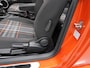 Volkswagen Beetle Cabriolet 1.2 TSI Club Xenon Fender Airco-ecc Navigatie App Connect Stoelverwarming PDC Boekjes Lage km.stand 18 inch Twister velgen Habanero Oranje metallic Zeer nette staat