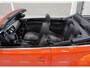 Volkswagen Beetle Cabriolet 1.2 TSI Club Xenon Fender Airco-ecc Navigatie App Connect Stoelverwarming PDC Boekjes Lage km.stand 18 inch Twister velgen Habanero Oranje metallic Zeer nette staat