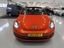 Volkswagen Beetle Cabriolet 1.2 TSI Club Xenon Fender Airco-ecc Navigatie App Connect Stoelverwarming PDC Boekjes Lage km.stand 18 inch Twister velgen Habanero Oranje metallic Zeer nette staat