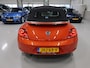 Volkswagen Beetle Cabriolet 1.2 TSI Club Xenon Fender Airco-ecc Navigatie App Connect Stoelverwarming PDC Boekjes Lage km.stand 18 inch Twister velgen Habanero Oranje metallic Zeer nette staat