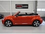Volkswagen Beetle Cabriolet 1.2 TSI Club Xenon Fender Airco-ecc Navigatie App Connect Stoelverwarming PDC Boekjes Lage km.stand 18 inch Twister velgen Habanero Oranje metallic Zeer nette staat
