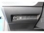 Peugeot e-208 EV Style 50 kWh | 11 kW lader | Armsteun voor | Bestuurdersstoel in hoogte verstelbaar
