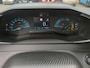 Peugeot e-208 EV Style 50 kWh | 11 kW lader | Armsteun voor | Bestuurdersstoel in hoogte verstelbaar