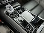 Volvo V60 T6 Recharge Plus Dark | 18" | Sportstoelen | Harman Kardon | Trekhaak | Elektr. verst. stoelen | Adaptieve cruise | BLIS | Stoel/stuur/achterbankverwarming