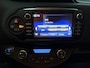Toyota Yaris 1.5 Hybrid Executive 1e eigenaar, Nederlandse auto, dealeronderhouden, cruise control, halfleder, navigatie, slechts 38.992 KM!