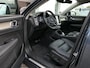 Volvo XC40 2.0 T4 AWD Inscription | Panoramadak | Harman/Kardon | Leder | Orrefors Sweden | Stuur-/Stoelverwarming V+A | Memory | Apple-/Android Carplay | Achteruitrijcamera | ACC | Dodehoek detectie