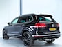 Volkswagen Touareg 3.0 TDI R-line Pano|22 INCH|Luchtvering|Trekhaak