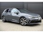 Volkswagen Golf 1.5 eTSI R-Line, Pano, Trekhaak