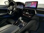 BMW 5-Serie Touring 530e M-Sport Pano Sfeer Leder Carplay Trekh.