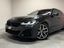 BMW 5-Serie Touring 530e M-Sport Pano Sfeer Leder Carplay Trekh.