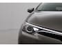 Toyota Auris 1.8 Hybrid Dynamic | Trekhaak | Navigatie | Keyless | Cruise Control | Clima | Parkeersensoren achter | Camera | 16 inch