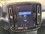Volvo XC40 1.5 T4 Recharge R-Design Automaat | Panoramadak | LED verlichting | Sportstoelen leer | DAB | Apple CarPlay | 360 graden camera | Cruise control adaptief & Pilot Assist | harman/kardon Audio | Parkeersensoren voor en achter