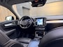 Volvo XC40 1.5 T4 Recharge R-Design Automaat | Panoramadak | LED verlichting | Sportstoelen leer | DAB | Apple CarPlay | 360 graden camera | Cruise control adaptief & Pilot Assist | harman/kardon Audio | Parkeersensoren voor en achter