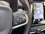 Volvo XC40 1.5 T4 Recharge R-Design Automaat | Panoramadak | LED verlichting | Sportstoelen leer | DAB | Apple CarPlay | 360 graden camera | Cruise control adaptief & Pilot Assist | harman/kardon Audio | Parkeersensoren voor en achter