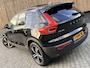 Volvo XC40 1.5 T4 Recharge R-Design Automaat | Panoramadak | LED verlichting | Sportstoelen leer | DAB | Apple CarPlay | 360 graden camera | Cruise control adaptief & Pilot Assist | harman/kardon Audio | Parkeersensoren voor en achter