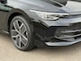 Volkswagen Golf 1.5 eHybrid Style | Trekhaak | Camera | IQ light | Head up | Rijklaar incl. garantie
