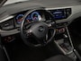 Volkswagen Polo 1.0 TSI Sport (APPLE CARPLAY,NAVI,CRUISE,PDC,CAMERA,SPORTSTOELEN,GETINT,CLIMATE,NETTESTAAT)