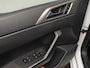 Volkswagen Polo 1.0 TSI Sport (APPLE CARPLAY,NAVI,CRUISE,PDC,CAMERA,SPORTSTOELEN,GETINT,CLIMATE,NETTESTAAT)