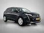 Peugeot 3008 1.2 Active 130pk Automaat | 1ste Eigenaar | Trekhaak | Navigatie via Apple Carplay/Android Auto | Climate Control | Cruise Control | Achteruitrijcamera | 17" Lichtmetalen Velgen | DAB Ontvanger | LED |