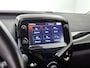 Toyota Aygo 1.0 x-cite 72pk | Navigatie via Apple Carplay/Android Auto | Airco | Cruise Control | Achteruitrijcamera | 15" Lichtmetalen Velgen | DAB Ontvanger |