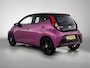 Toyota Aygo 1.0 x-cite 72pk | Navigatie via Apple Carplay/Android Auto | Airco | Cruise Control | Achteruitrijcamera | 15" Lichtmetalen Velgen | DAB Ontvanger |