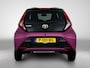 Toyota Aygo 1.0 x-cite 72pk | Navigatie via Apple Carplay/Android Auto | Airco | Cruise Control | Achteruitrijcamera | 15" Lichtmetalen Velgen | DAB Ontvanger |