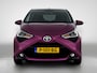 Toyota Aygo 1.0 x-cite 72pk | Navigatie via Apple Carplay/Android Auto | Airco | Cruise Control | Achteruitrijcamera | 15" Lichtmetalen Velgen | DAB Ontvanger |