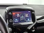 Toyota Aygo 1.0 x-cite 72pk | Navigatie via Apple Carplay/Android Auto | Airco | Cruise Control | Achteruitrijcamera | 15" Lichtmetalen Velgen | DAB Ontvanger |