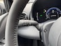 Toyota Yaris Hybrid Dynamic Plus | Stoel + Stuurverwarming, Lichtmetalen velgen, Keyless, Licht + Regensensor, Startknop