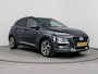 Hyundai Kona 1.6 GDI HEV FASHION DESIGN SKY | TREKHAAK | NAVI | CLIMA | CRUISE | CAMERA | 18'' LM VELGEN | STUUR- & STOELVERWARMING | PRIVACY GLASS | HYBRID | AUTOMAAT |