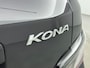 Hyundai Kona Electric EV FASHION 64 kWh | NEW MODEL | NAVI | CLIMA | CRUISE | CAMERA | STUUR- & STOELVERWARMING | PRIVACY GLASS | LM VELGEN | FABRIEKSGARANTIE GELDIG T/M 3-2027! |